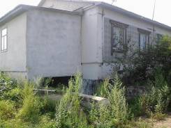 Коттедж село Луговое Белогорского района обмен на авто. Ул Центральна 13/1, р-н Белогорский, скважина, отопление твердотопливное, от частного лица (со...