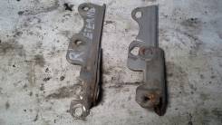 Крепление капота. Mitsubishi Eterna, E57A, E52A, E64A, E77A, E72A, E54A, E53A, E74A, E84A Mitsubishi Emeraude, E57A, E84A, E74A, E52A, E72A, E77A, E54...