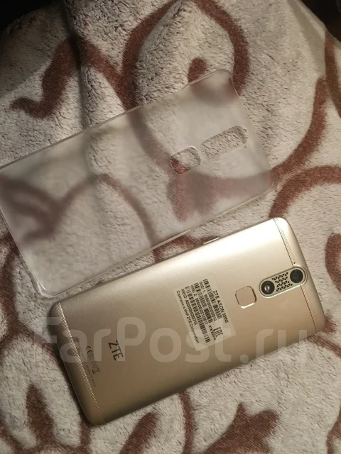 ZTE Axon Mini. �/� ����