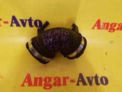 Патрубок воздухозаборника. Mazda Demio, DY5W Двигатель ZYVE