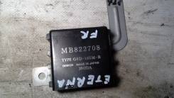 Кнопка управления дверями. Mitsubishi Eterna, E35A, E57A, E39A, E52A, E64A, E77A, E33A, E72A, E54A, E53A, E74A, E84A Mitsubishi Emeraude, E57A, E84A...