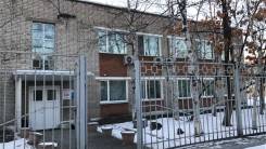 Сдаются офисные помещения в Хабаровске. 300 кв. м., улица Вологодская 22а, р-н Индустриальный. Дом снаружи