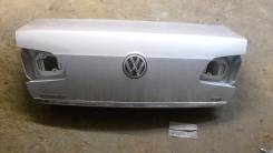 Крышка багажника. Volkswagen Passat
