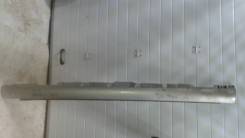 Накладка на порог. Toyota Avensis, ZZT251, ADT251, AZT250, ADT250, AZT251, CDT250, ZZT250 Двигатели: 2AZFSE, 1ZZFE, 1CDFTV, 1AZFE, 3ZZFE, 2ADFTV, 1ADF...