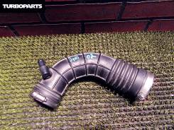 Патрубок впускной. Suzuki Jimny, JB33W, JB43W Suzuki Jimny Wide, JB33W, JB43W Двигатели: G13B, M13A