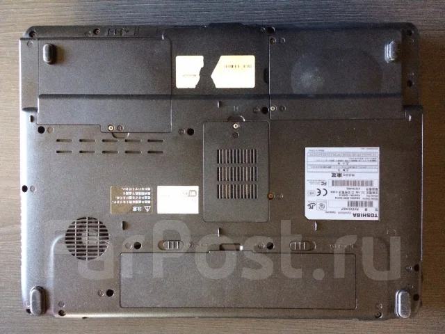 Toshiba Dynabook. 15.4", 1,7����, ���� 1���, WiFi: 1, ����������� �� 1��. ����