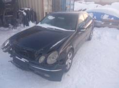 Mercedes-Benz E-Class. 211, 112