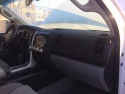 Панель приборов. Toyota Tundra Toyota Sequoia