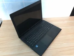 Asus X55A. 15.6", 2,3����, ��� 2048 ��, ���� 320���, WiFi, Bluetooth