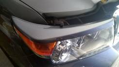 Накладка на фару. Toyota Land Cruiser