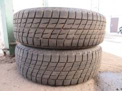 Bridgestone Ice Partner. Зимние, без шипов, 2013 год, износ: 20%, 2 шт