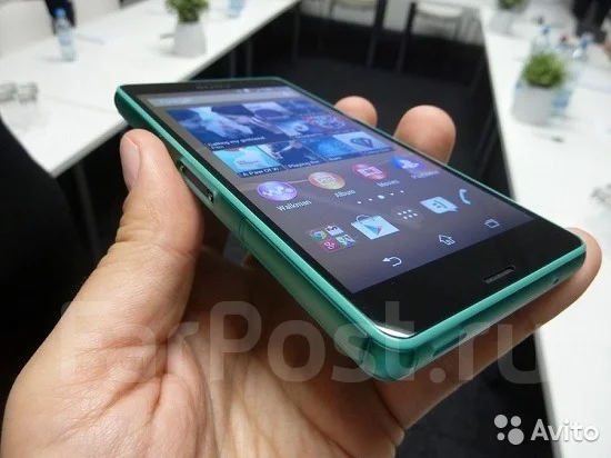 Sony Xperia Z3 Compact. �/� ����