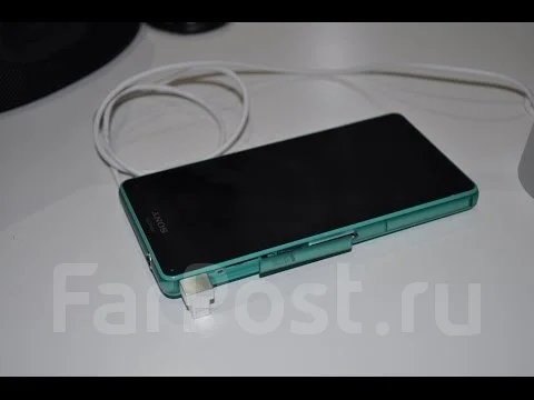 Sony Xperia Z3 Compact. �/� ����