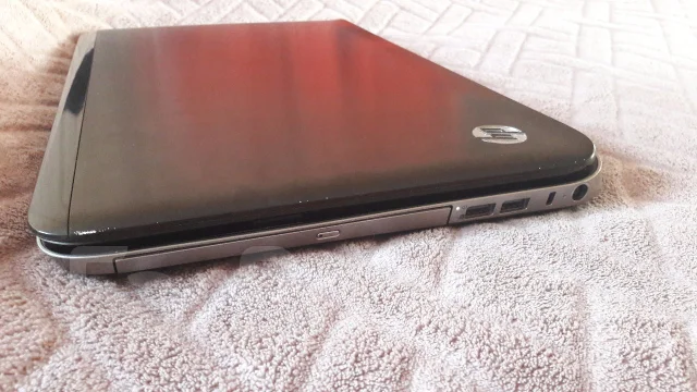 HP Pavilion dv6-6077er. 15.6", 2����, ��� 8 ��, ���� 750���, WiFi: 1, Bluetooth: 1, ����������� �� 1��. ����