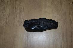 Крепление бампера. Toyota ist, NCP110, NCP115, ZSP110 Двигатели: 2ZRFE, 1NZFE