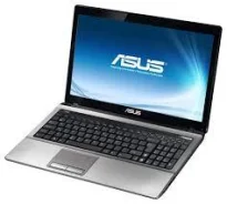 Asus K52. 15.6", 2,2����, ��� 2048 ��, ���� 500���, WiFi, Bluetooth, ����������� �� 2��.