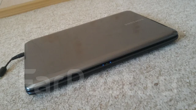 Samsung R525. 15.6", 2,2����, ��� 3072 ��, WiFi: 1, Bluetooth: 1 ����