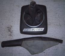 Кожух ручки переключения трансмиссии. Honda Jazz, GD1 Honda Fit, GD4, GD3, GD2, GD1, LA-GD3, UA-GD4, LA-GD4, DBA-GD2, CBA-GD4, LA-GD1, UA-GD2, LA-GD2...
