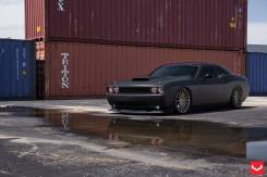 Vossen. 9.0x22, 5x115.00, ET15, ЦО 71,6 мм.