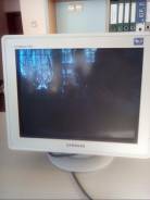 Samsung. 17" (43 см), технология CRT (ЭЛТ)