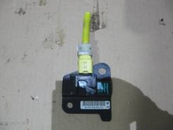 Датчик airbag. Subaru Legacy, BHE, BEE, BH5, BE5, BH9, BE9 Двигатели: EJ206, EJ208, EJ254, EJ201, EJ202, EZ30D, EJ204, EZ30, EJ20, EJ25