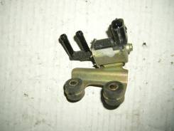 Клапан вакуумный. Mazda Demio, DW3W Двигатель B3E