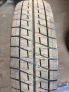 Bridgestone Blizzak Revo2. Всесезонные, 2012 год, износ: 5%, 1 шт