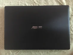 Asus X553MA. 15.6", 2,2����, ��� 4 ��, ���� 500���, WiFi, Bluetooth, ����������� �� 6��.