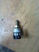 Концевик под педаль тормоза. Toyota Sprinter Carib, AE95, AE95G Двигатель 4AFE