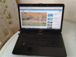 eMachines E525. 15.5", 2,2����, ��� 3072 ��, ���� 230���, WiFi: 1, ����������� �� 1��. ����