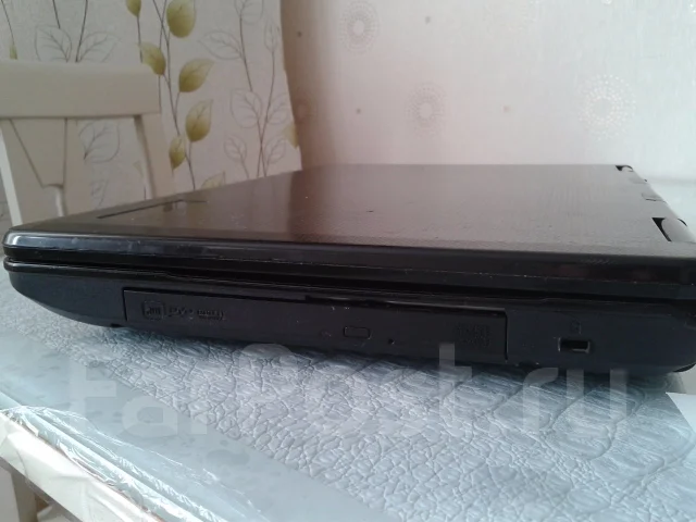 eMachines E525. 15.5", 2,2����, ��� 3072 ��, ���� 230���, WiFi: 1, ����������� �� 1��. ����