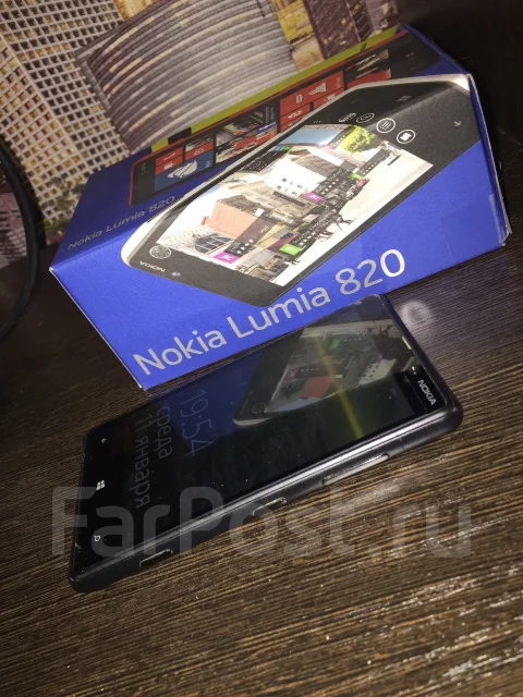 Nokia Lumia 820. �/� ����