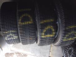 Bridgestone Blizzak Revo2. Зимние, без шипов, 2010 год, износ: 5%, 4 шт