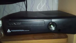 Microsoft Xbox 360 Slim 250Gb. ��� �����