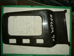 Консоль центральная. Toyota Cresta, SX90 Двигатель 4SFE