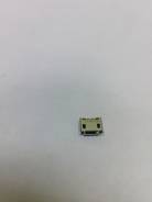 Разъемы USB.