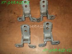 Крепление боковой двери. Toyota: Yaris, Corolla Rumion, RAV4, Noah, Passo Sette, Sprinter Trueno, IS300, Succeed, Vitz, Ractis, Corona, Highlander, Cr...