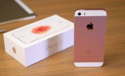 Apple iPhone SE 64Gb. Новый