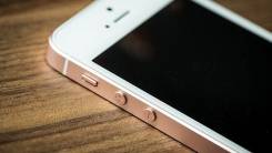 Apple iPhone SE 16Gb. Новый