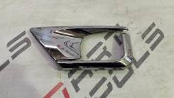 Ободок противотуманной фары. Toyota Land Cruiser, J200