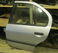 Дверь багажника. Nissan Primera, P10, P10E