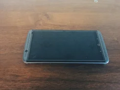 ZTE Axon 7. �/�
