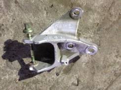 Кронштейн опоры двигателя. Honda Fit, GE7, GE6, GE9, GE8