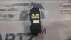 Кнопка стеклоподъемника. Subaru Legacy, BPH, BLE, BP5, BL5, BP9, BL9, BPE Двигатели: EJ20X, EJ20Y, EJ253, EJ255, EJ203, EJ204, EJ30D, EJ20C