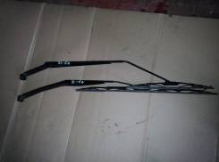Держатель щетки стеклоочистителя. Toyota Ipsum, ACM21, ACM26W, ACM26, ACM21W Toyota Picnic Verso, CLM20, ACM20 Toyota Gaia, SXM10, CXM10, ACM10, ACM15...