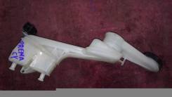 Бачок для тормозной жидкости. Mazda Premacy, CP8W Mazda Ford Ixion, CP8WF