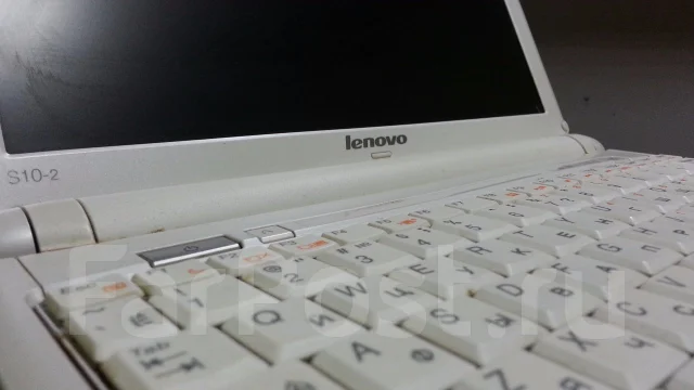 Lenovo. 10.1", 1,7����, WiFi: 1, Bluetooth: 1, ����������� �� 3��. ����