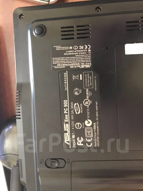 Asus Eee PC 900. 8.9", 900����, ��� 1024 ��, ���� 15���, WiFi: 1, Bluetooth: 1 ����