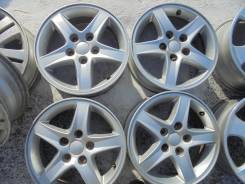 Toyota. 5.5x15, 5x114.30, ET35, ЦО 66,6 мм.