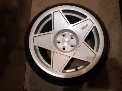 3SDM 0.05. 9.5x18", 5x112, ET40, �� 57,1���. ����